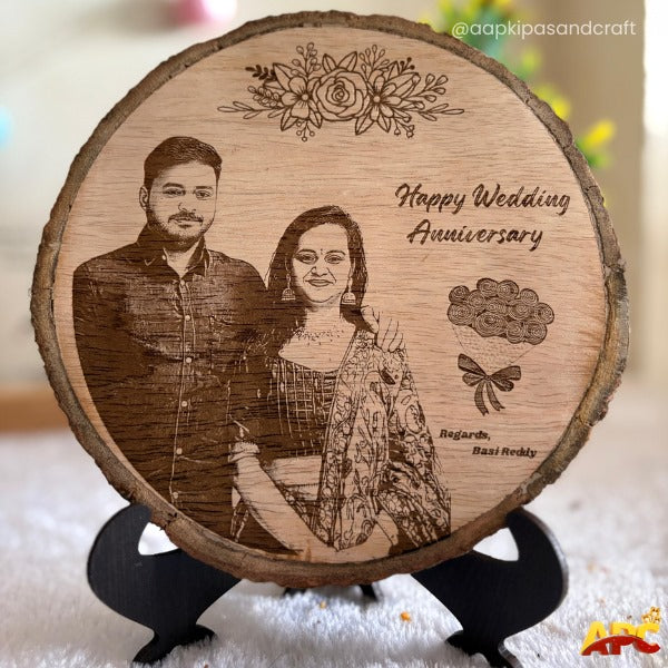 Wooden Engraved Frame Circle shape for your loves one